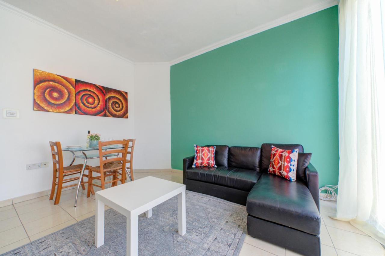 Morina Court - Seaview Apartments And Penthouse In St Julians By Shortletsmalta Saint Julian's エクステリア 写真