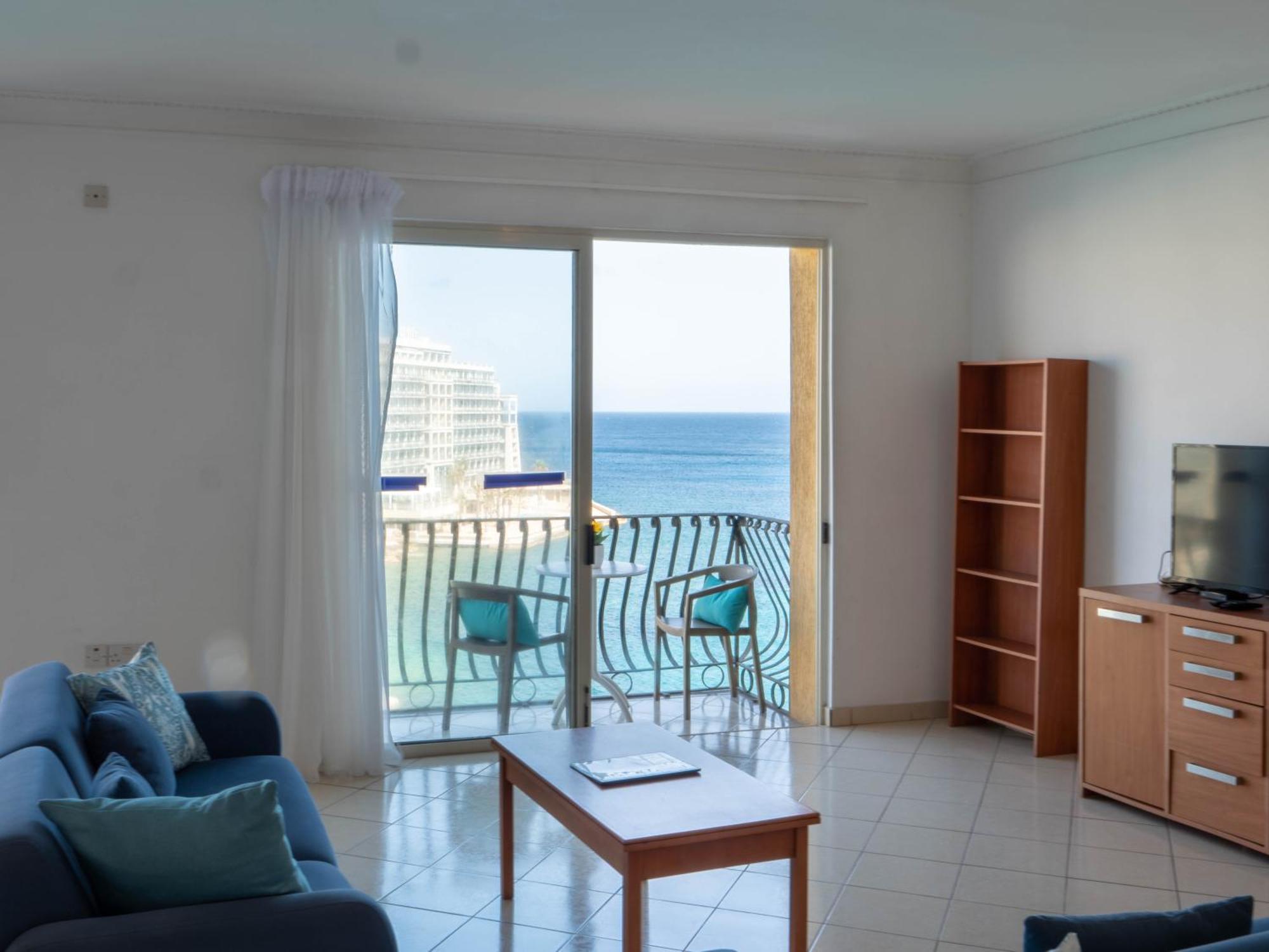 Morina Court - Seaview Apartments And Penthouse In St Julians By Shortletsmalta Saint Julian's エクステリア 写真