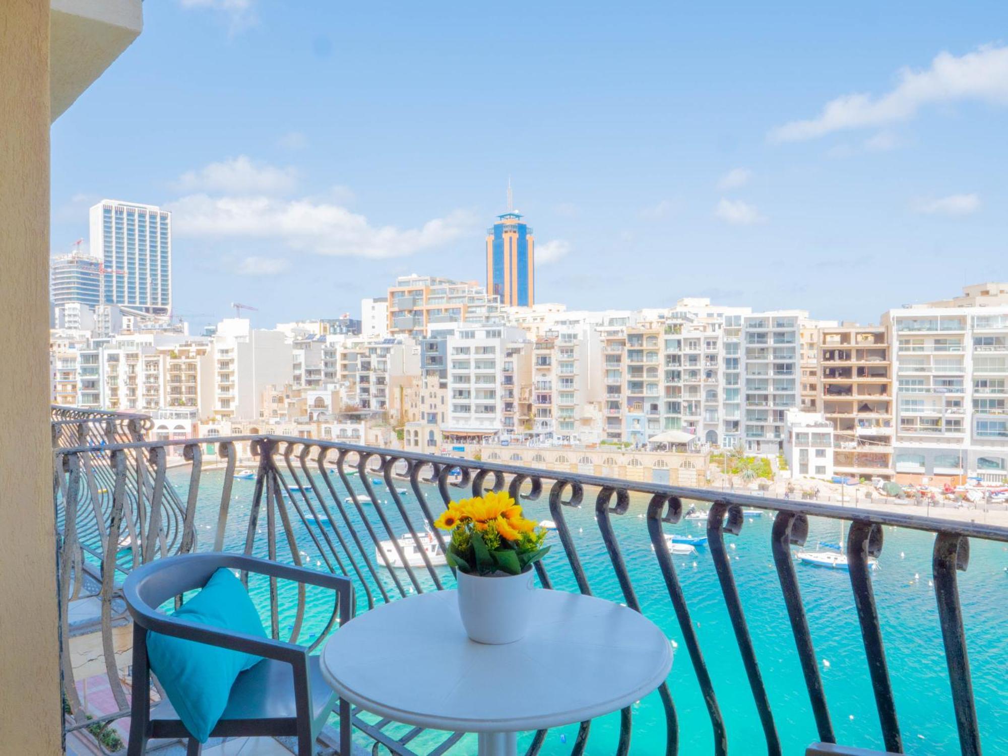 Morina Court - Seaview Apartments And Penthouse In St Julians By Shortletsmalta Saint Julian's エクステリア 写真