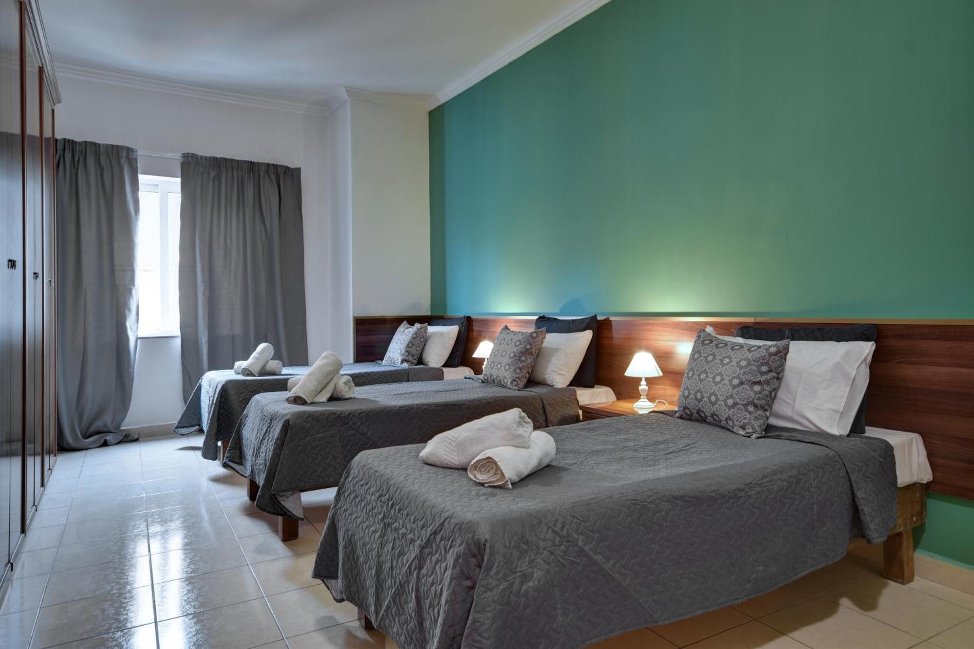 Morina Court - Seaview Apartments And Penthouse In St Julians By Shortletsmalta Saint Julian's エクステリア 写真