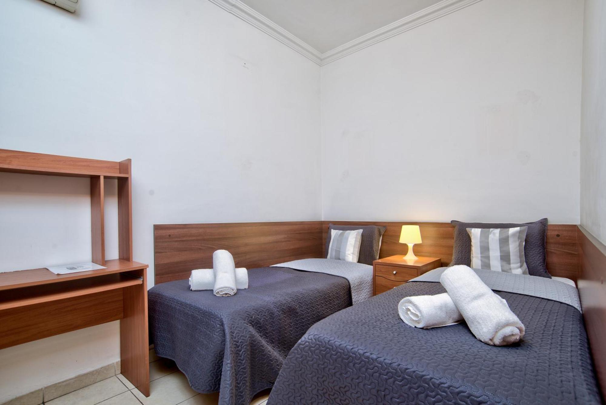 Morina Court - Seaview Apartments And Penthouse In St Julians By Shortletsmalta Saint Julian's エクステリア 写真
