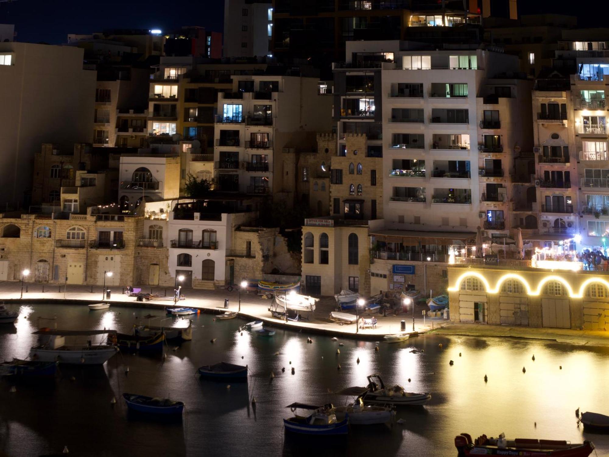 Morina Court - Seaview Apartments And Penthouse In St Julians By Shortletsmalta Saint Julian's エクステリア 写真